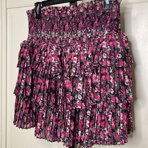 ENDLESS ROSE Chiffon Floral Printed Mini Skirt Fuchsia Sz M Women’s NWT - Picture 1 of 8